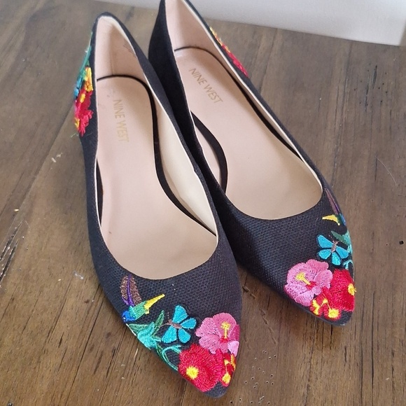 Nine West Shoes - Nine West Embroidered Speakup Ballet Flats Size 7.5